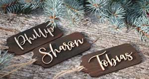 Christmas-Crafts-to-sell-wood-gift-tags
